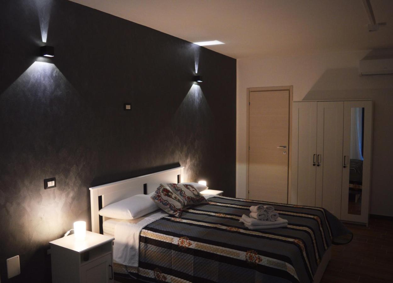 La Jacaranda Rooms Taormina Exterior photo